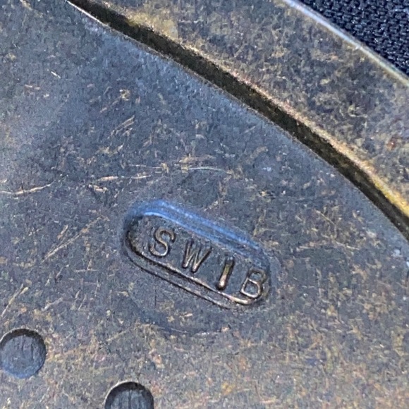 SWIB LEATHER BRASS ALASKA MAP BELT BUCKLE Embossed vintage - Picture 2 of 8